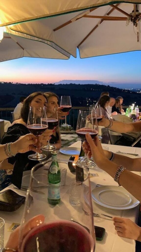 Festeggia il compleanno nel ristorante panoramico di Modena